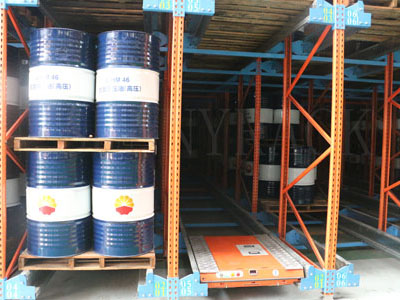 Radio Shuttle racking case of petrochemical enterprise