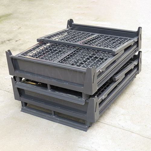 Steel pallet box
