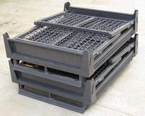 Steel pallet box